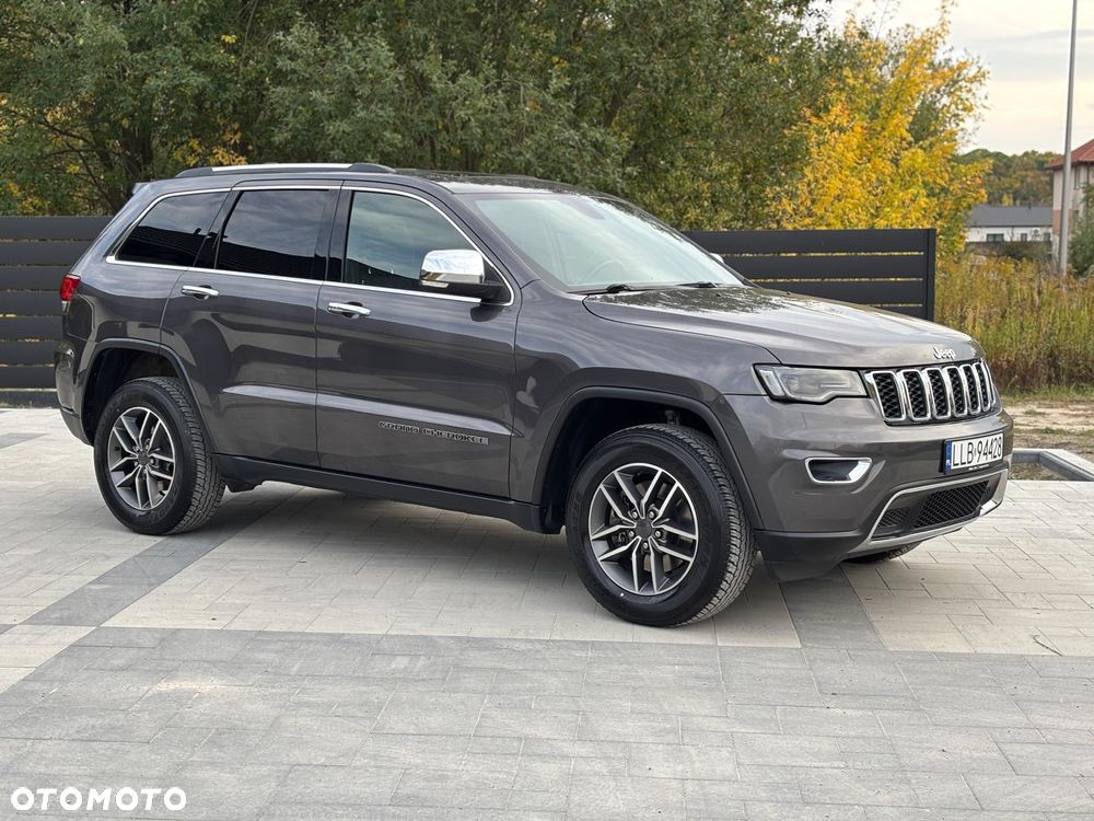 Jeep Grand Cherokee - 10