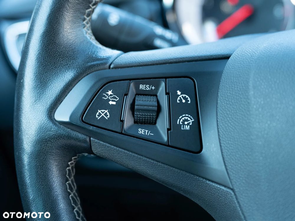 Opel Astra 1.5 CDTI Elegance S&S - 23