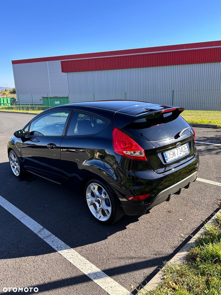 Ford Fiesta 1.6 Sport - 6