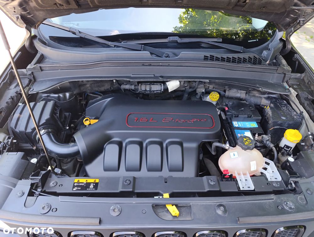 Jeep Renegade 1.6 E-TorQ Longitude - 25