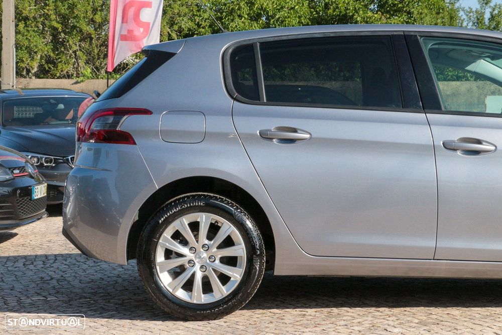 Peugeot 308 1.5 BlueHDi Style - 11