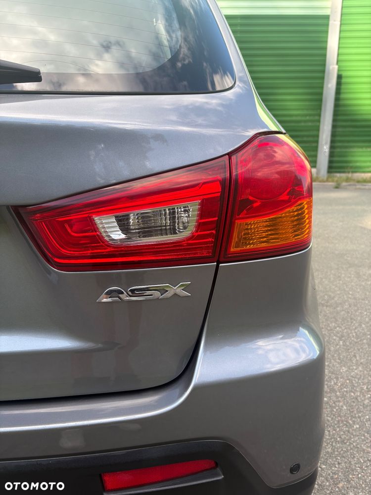 Mitsubishi ASX 1.6 ARCTIC - 10