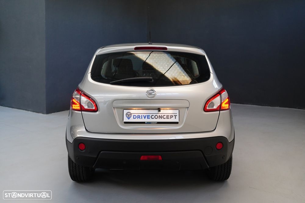 Nissan Qashqai 1.5 dCi 360 - 11