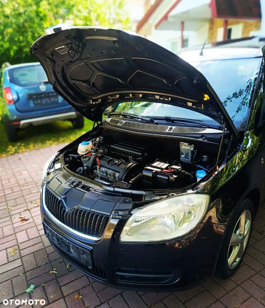 Skoda Roomster 1.6 16V Comfort PLUS EDITION - 23