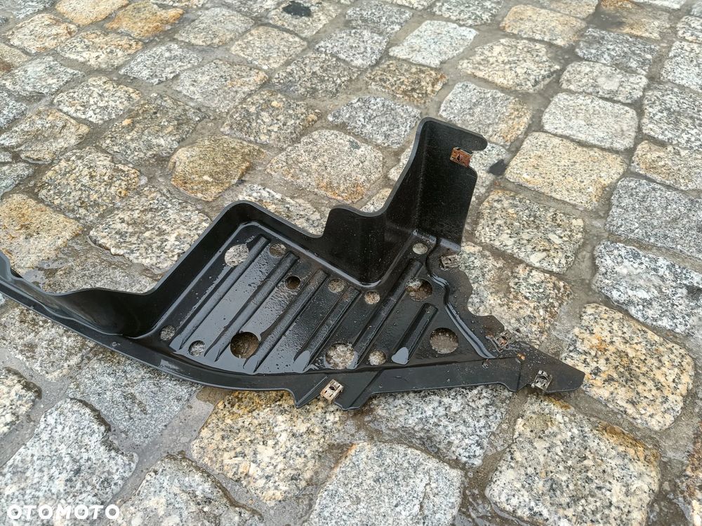 Osłona pod zderzak Seat Leon 3 FR III Wspornik Wzmocnienie zderzaka 5F0825189A - 3