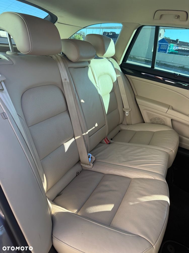 Skoda Superb 2.0 TDI 4x4 Elegance DSG - 10