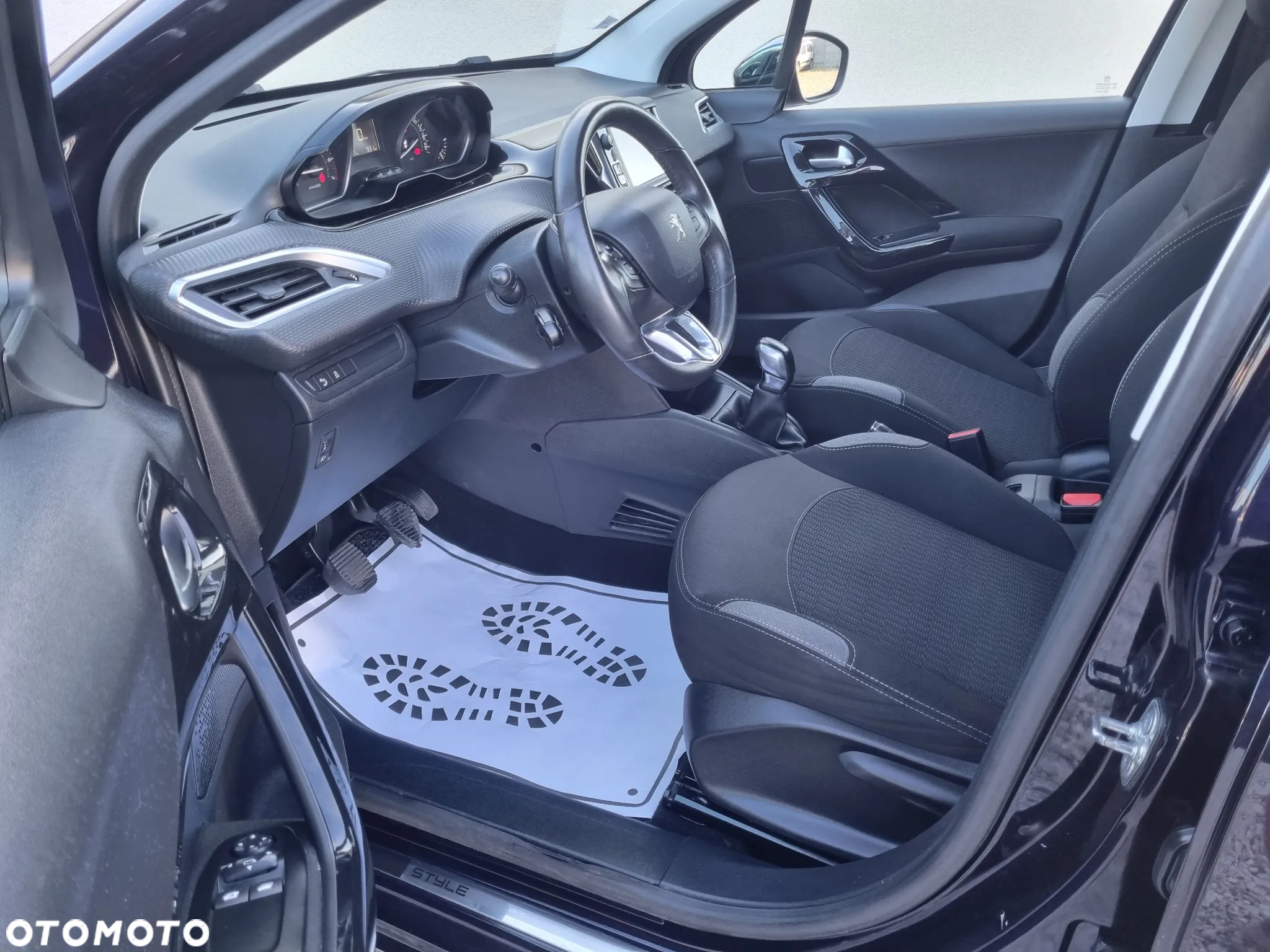 Peugeot 208 1.2 PureTech Style - 7