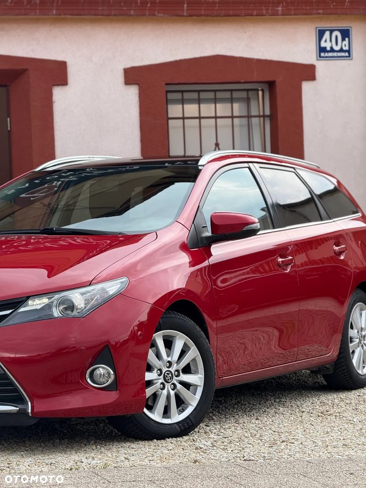 Toyota Auris 2.0 D-4D Premium Comfort - 2