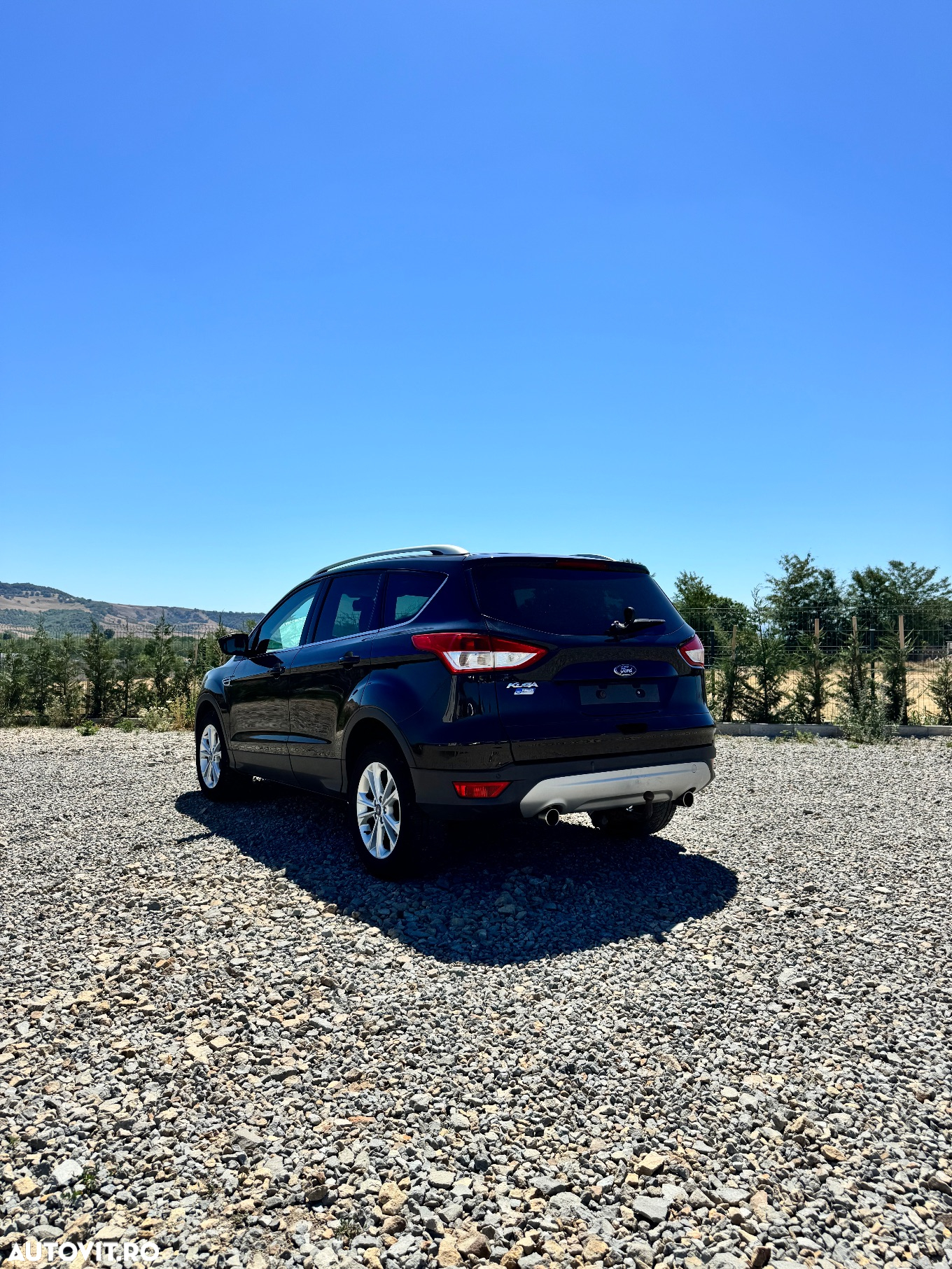 Ford Kuga 2.0 TDCi 4WD Titanium - 4