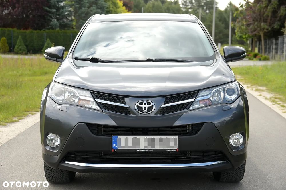 Toyota RAV4 - 11