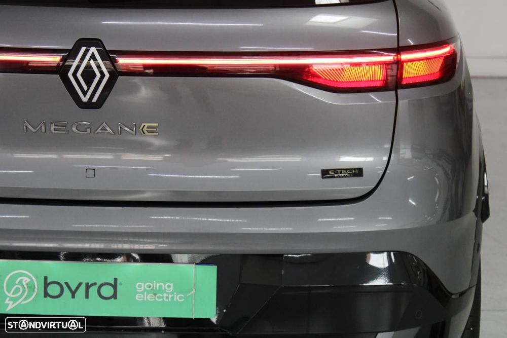 Renault Mégane E-Tech EV60 Iconic Autonomia Comfort CA7 - 6