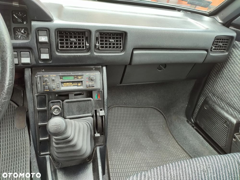 Polonez Caro - 30