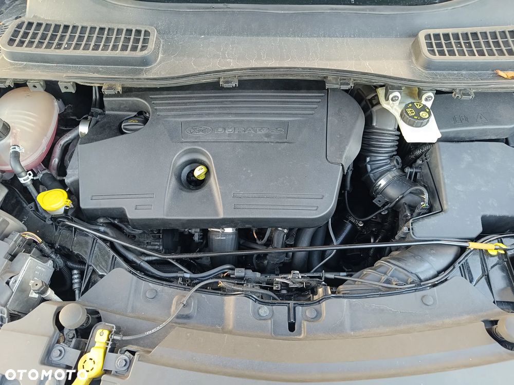 Ford Kuga 2.0 TDCi AWD Titanium - 38