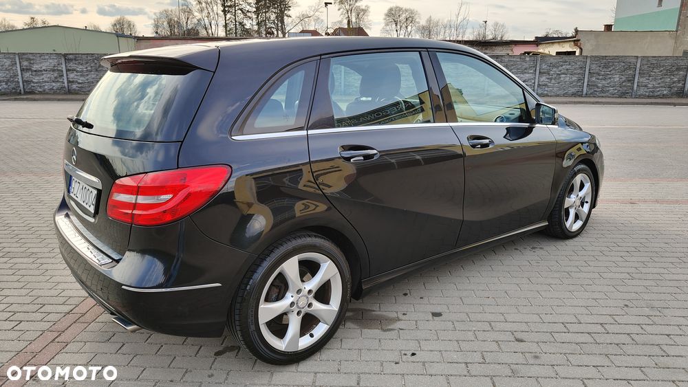 Mercedes-Benz Klasa B 200 Edition - 9