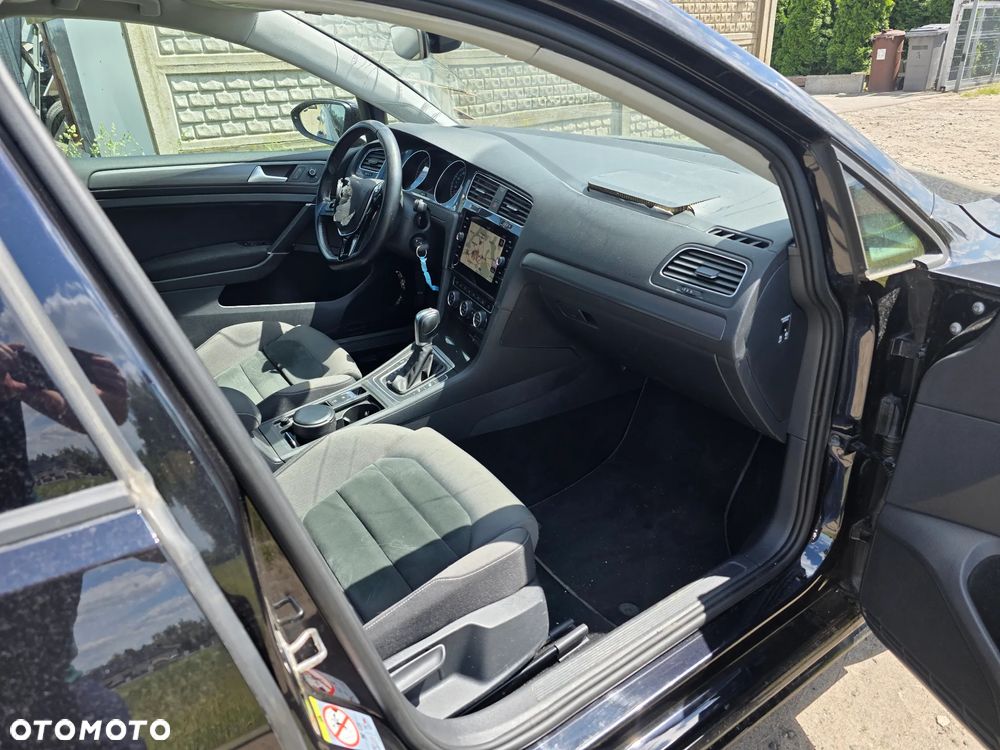 Volkswagen Golf 2.0 TDI SCR DSG Join - 12