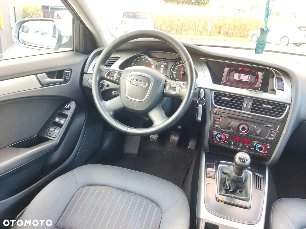 Audi A4 - 32