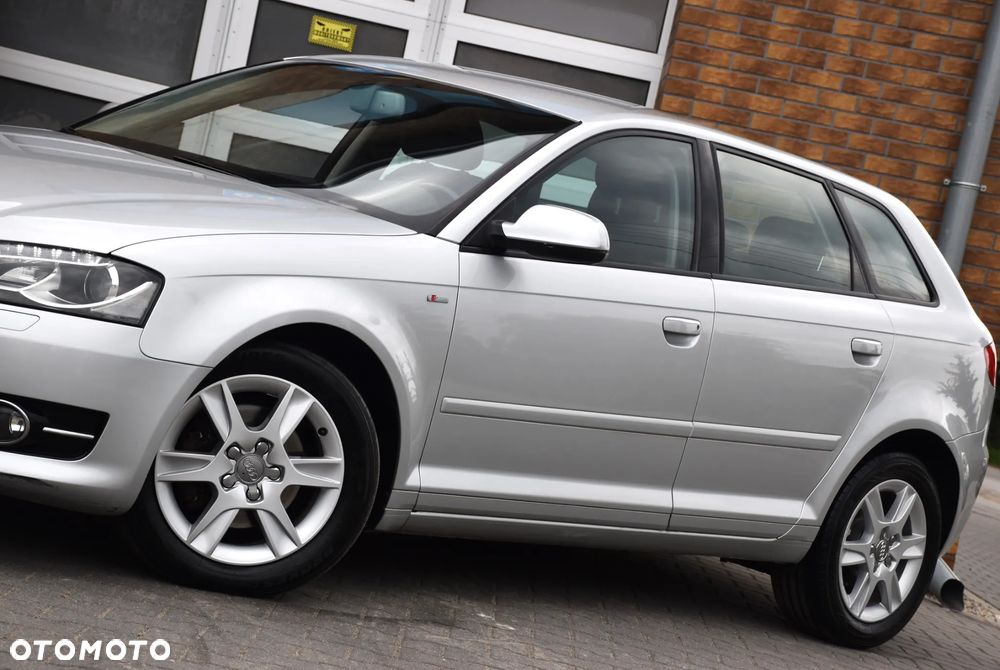 Audi A3 Sportback 2.0 TDI DPF S line Sportpaket - 38