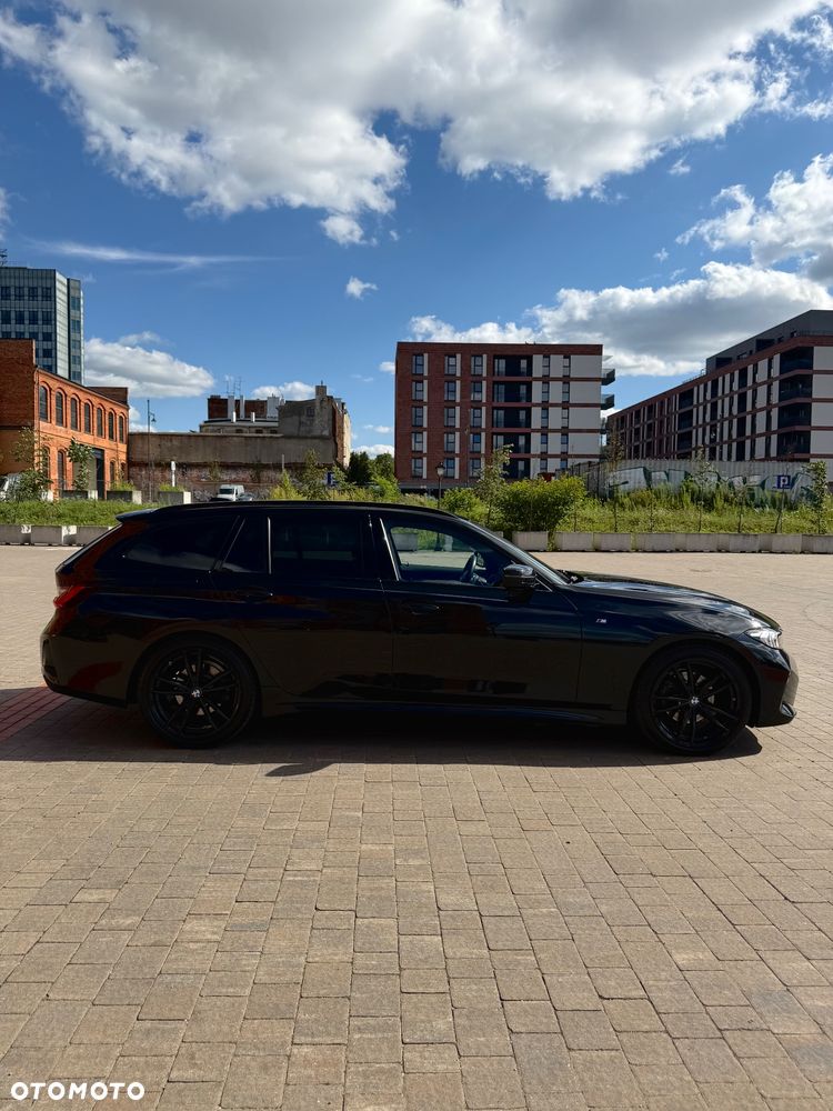 BMW Seria 3 320d xDrive mHEV M Sport - 4