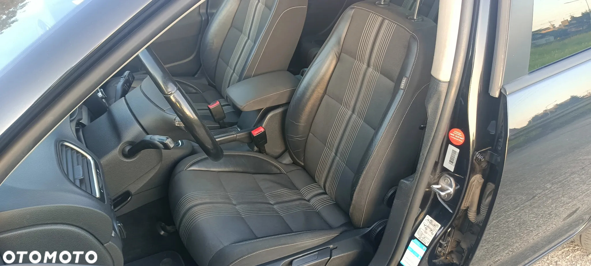 Volkswagen Golf 1.2 TSI MATCH - 9