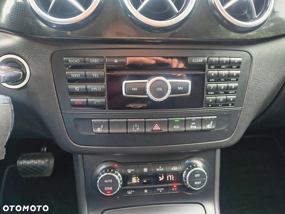 Mercedes-Benz Klasa B 200 7G-DCT Edition - 28