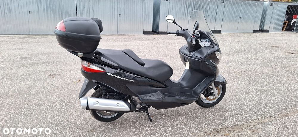 Suzuki Burgman - 10