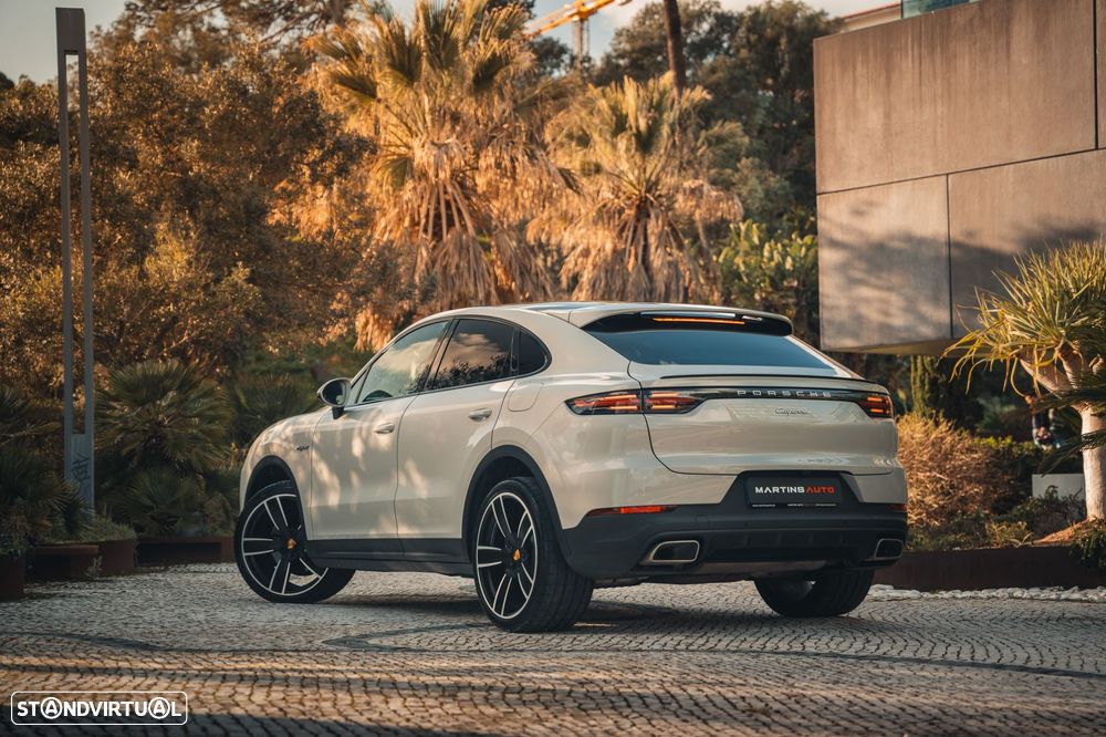 Porsche Cayenne Coupé E-Hybrid Platinum Edition - 15