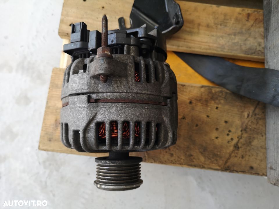 Alternator 1.5 dci 8200660033 Clio 3 Logan Megane Twingo Modus euro 4 - 4