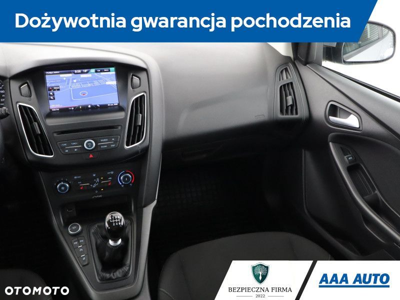 Ford Focus SW - 10