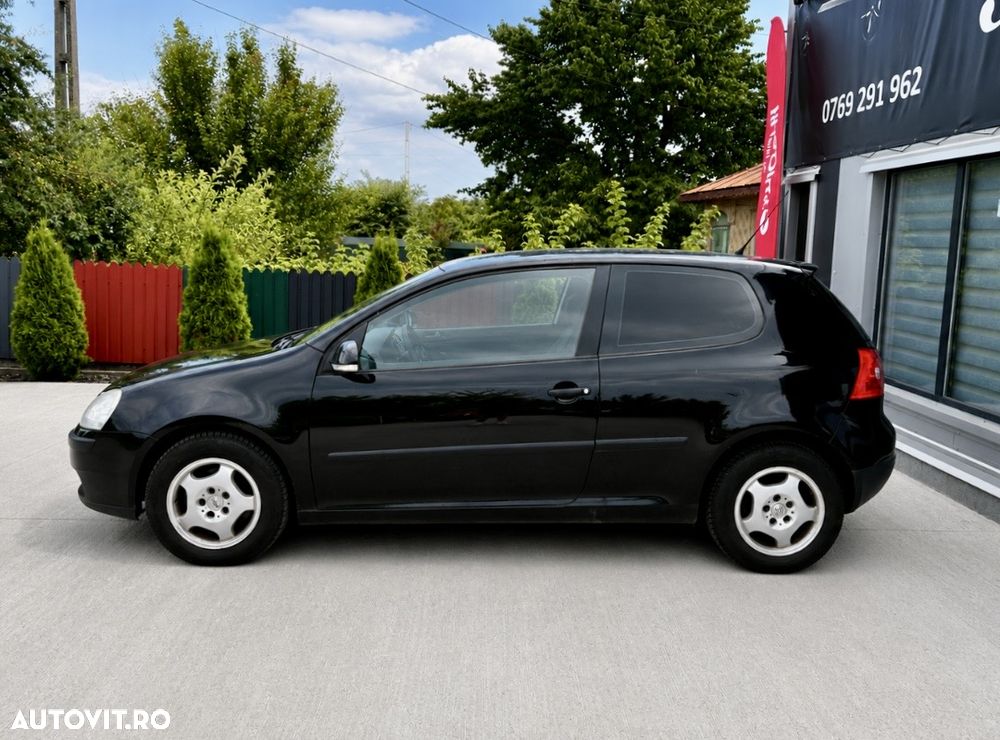 Volkswagen Golf - 5