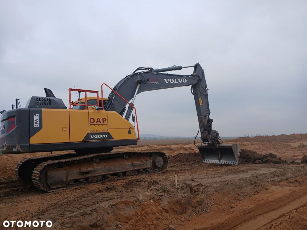 Volvo EC220EL - 4
