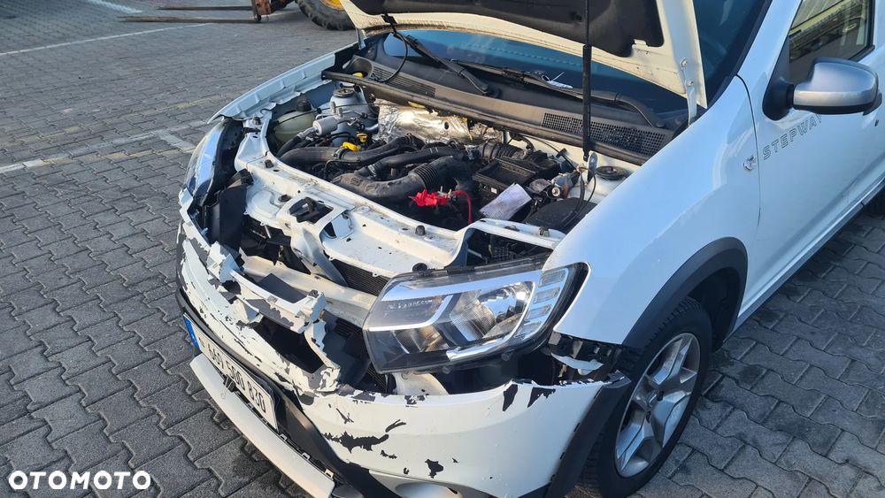 Dacia Sandero Stepway 0.9 TCe Laureate S&S EU6 - 11