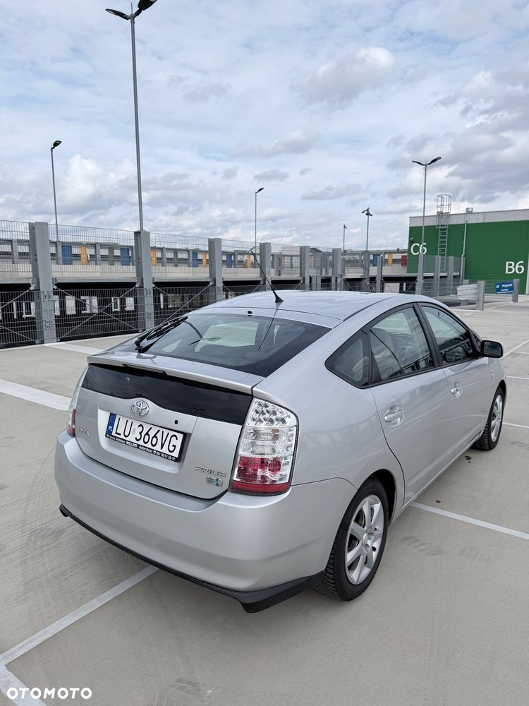 Toyota Prius 1.5 VVT-i Sol (nav) - 5