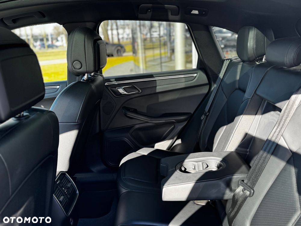 Porsche Macan Standard - 20