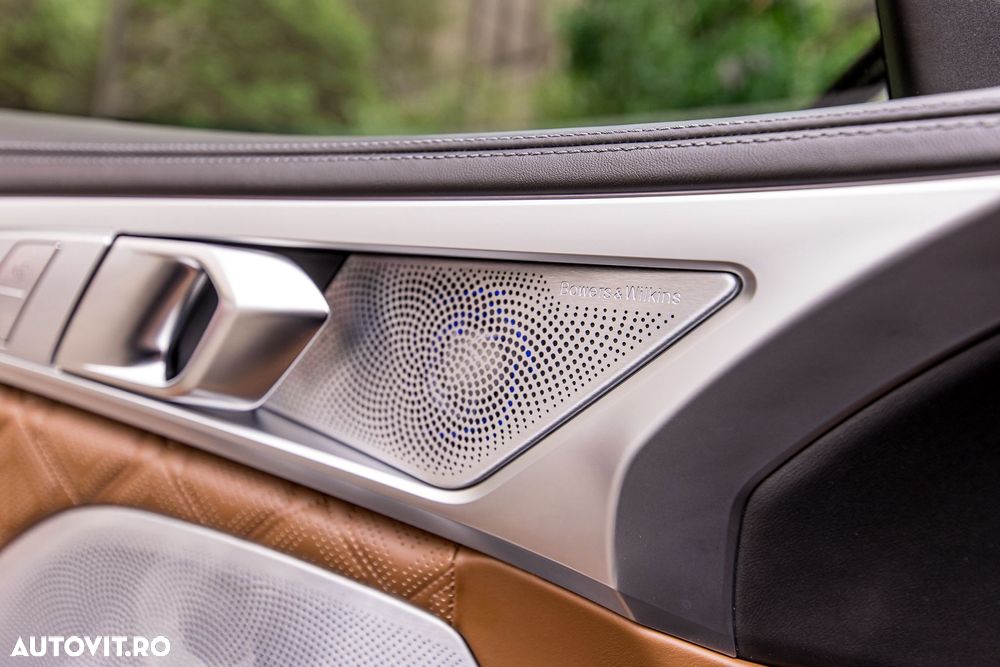 BMW M8 Competition - 29