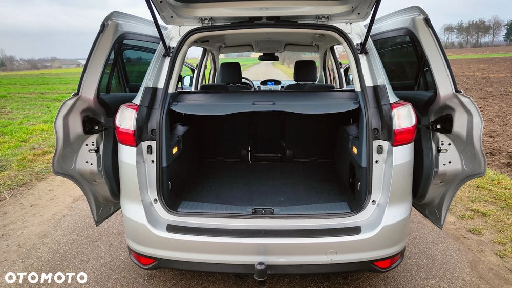 Ford Grand C-MAX 2.0 TDCi Titanium - 38