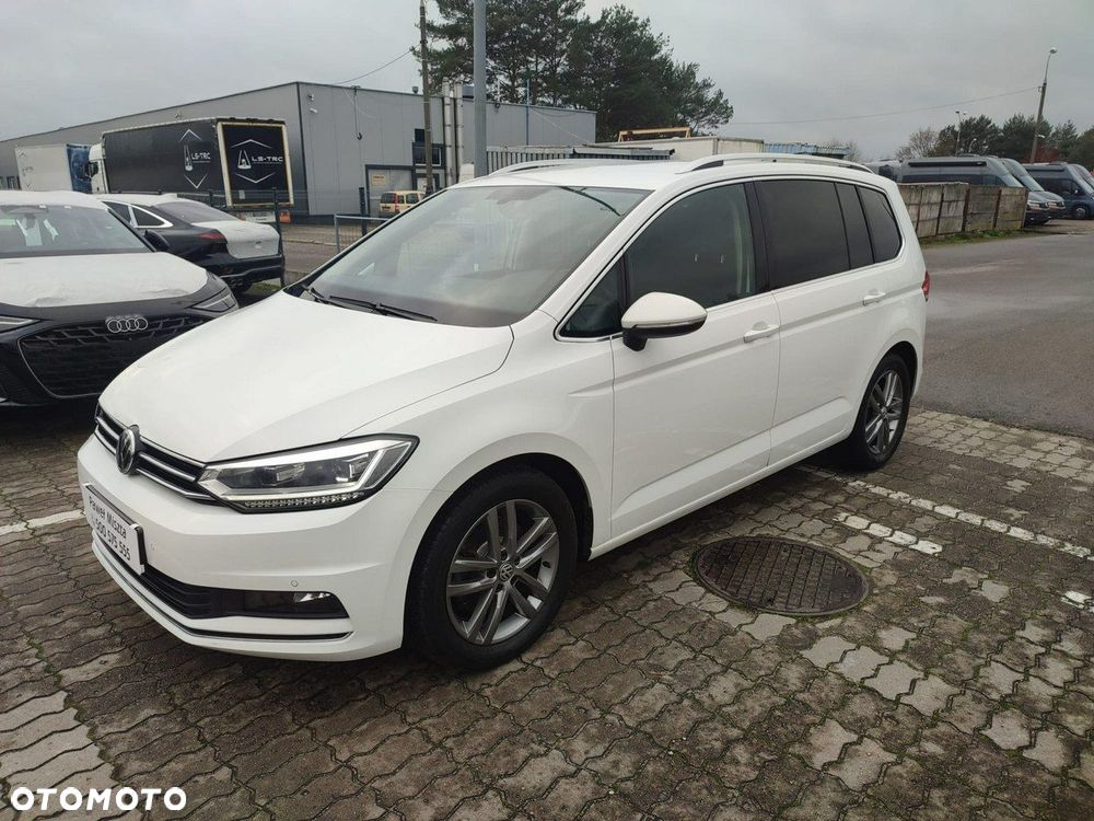 Volkswagen Touran - 21