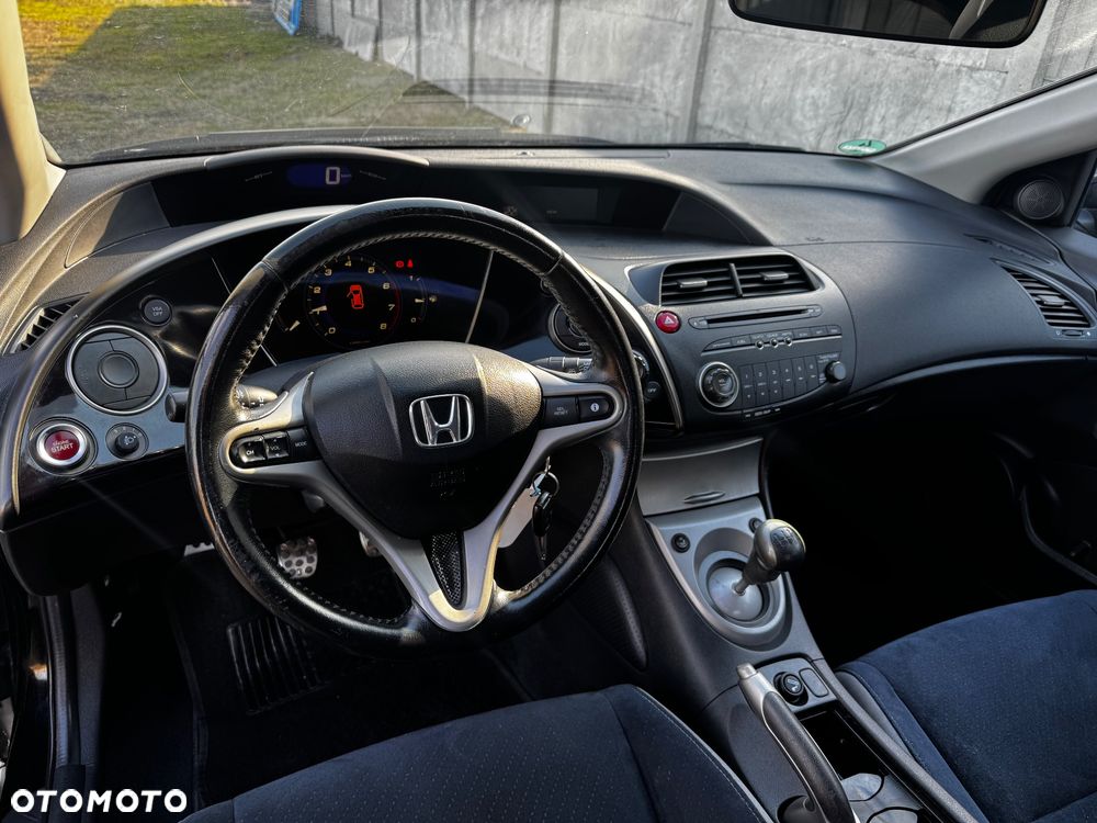 Honda Civic 1.4i-DSi - 22