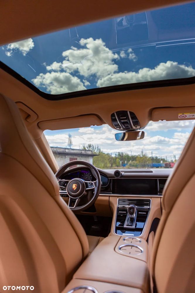 Porsche Panamera 4 Executive - 12