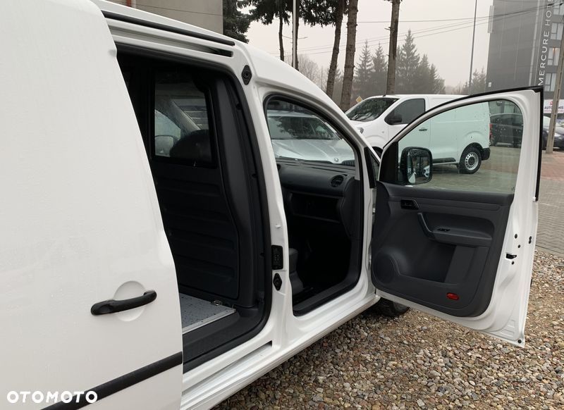 Volkswagen CADDY L1 1.6 TDI 102KM Boczne drzwi przesuwne, Tylne drzwi skrzydłowe, Homologacja cięż. VAT1, Duża ładowność 741kg, na resorach! (nie sprężyny!)  Hak 1500kg Opony Zimowe - 33