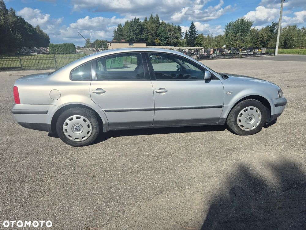 Volkswagen Passat 1.9 TDI GL - 7