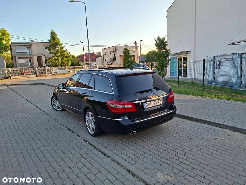 Mercedes-Benz Klasa E 350 4-Matic Avantgarde - 26