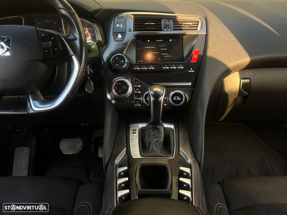 DS DS5 1.6 BlueHDi So Chic EAT6 - 11