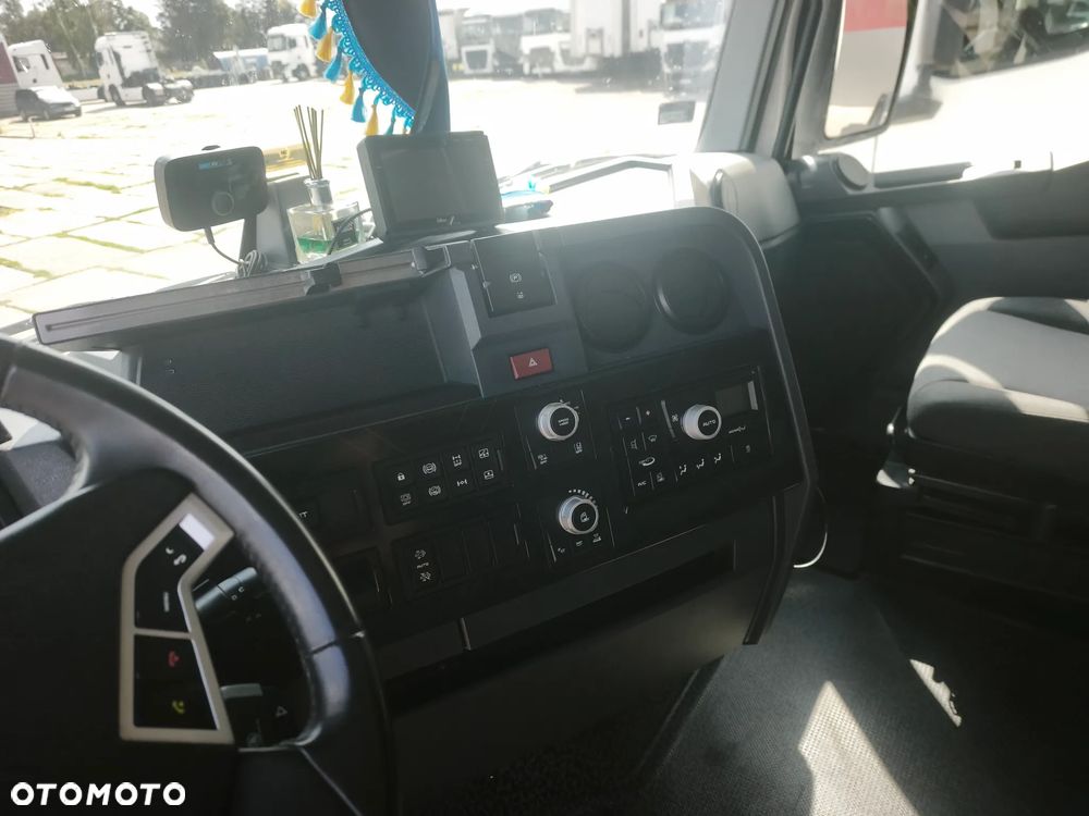 Renault Gama T 480 - 22