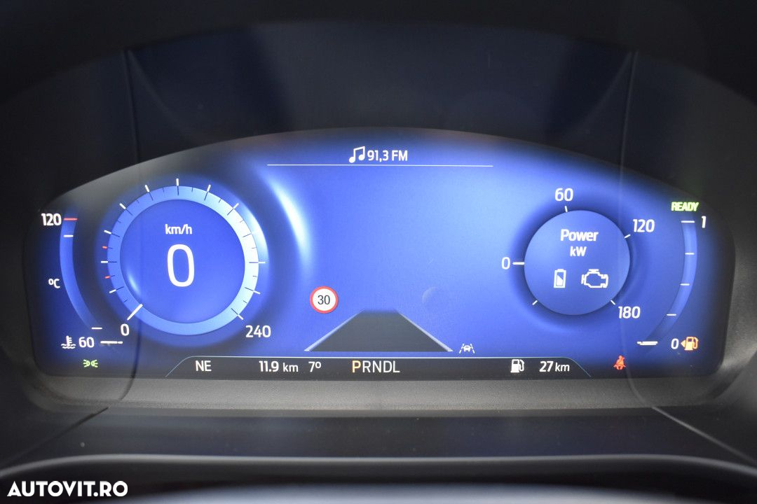 Ford Kuga - 26