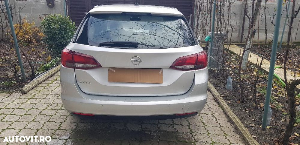 Opel Astra 1.6 D (CDTI) Start/Stop Sports Tourer Edition - 4