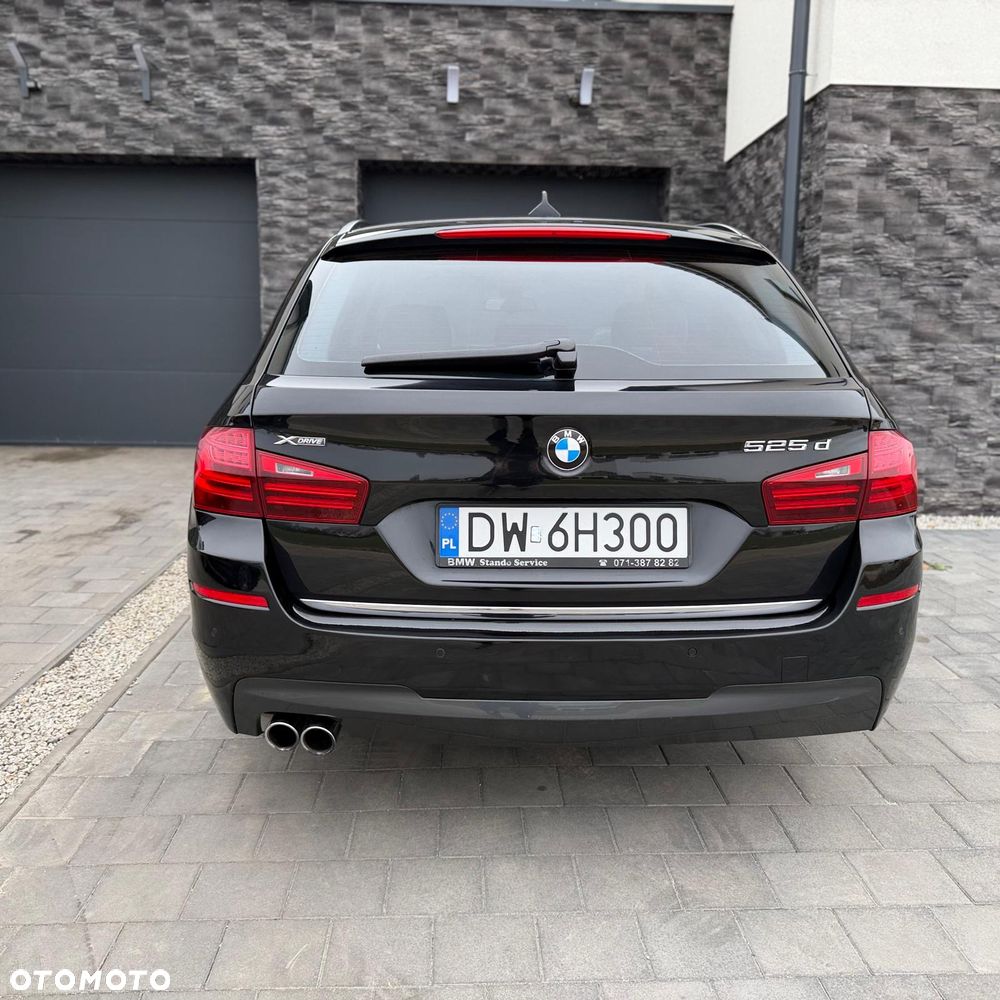 BMW Seria 5 525d xDrive Sport-Aut Modern Line - 7