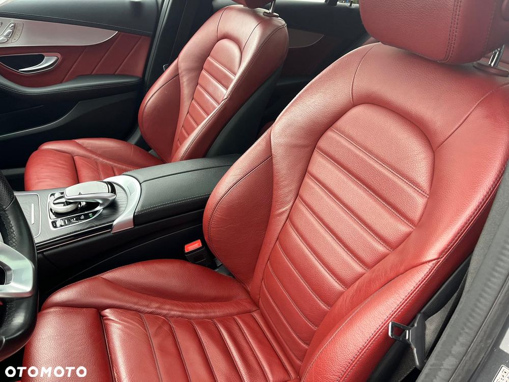 Mercedes-Benz Klasa C 200 4MATIC 9G-TRONIC - 21