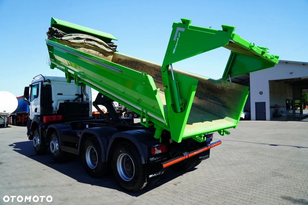 MAN TGS 35.470 / 8x4 / WYWROTKA 2 STRONNA / HYDROKLAPA / HYDROBURTA / BORDMATIK / OPONY 100% / NAVI RIO / EURO 6 - 7