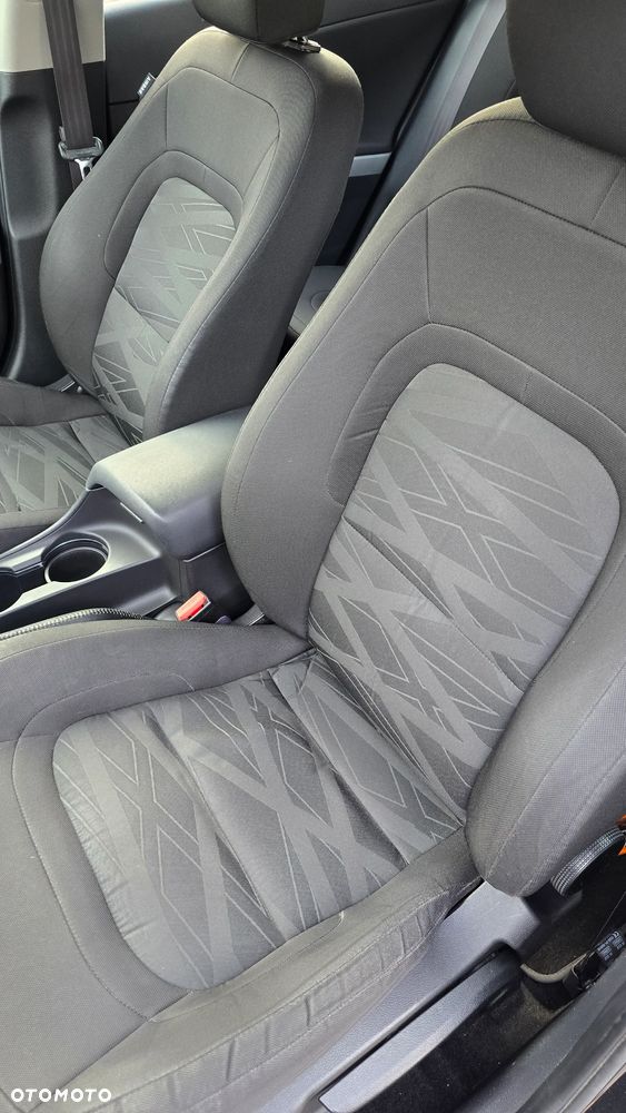 Kia Ceed 1.4 CVVT Dream-Team Edition - 10