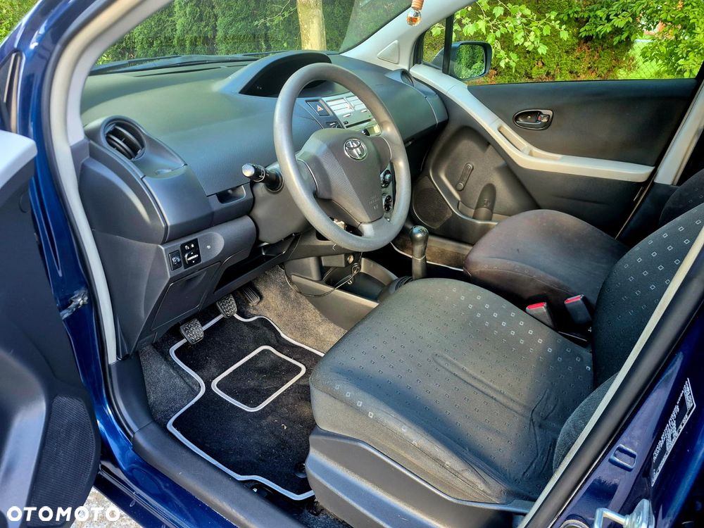 Toyota Yaris 1.3 Luna A/C - 7